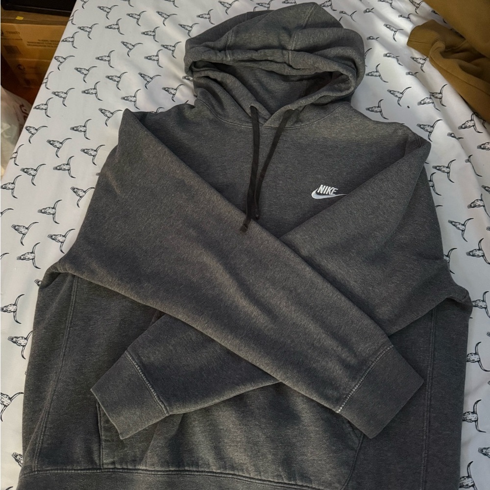 Nike Heather Gray Sweatshirt